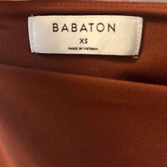 Babaton Square Neck Tank in Rich Copper, Size XS (Aritzia) - Picture 3 of 3